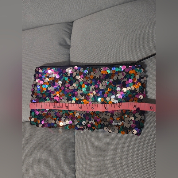 MAC Sequin Pouch - Multicolor - Picture 4 of 5